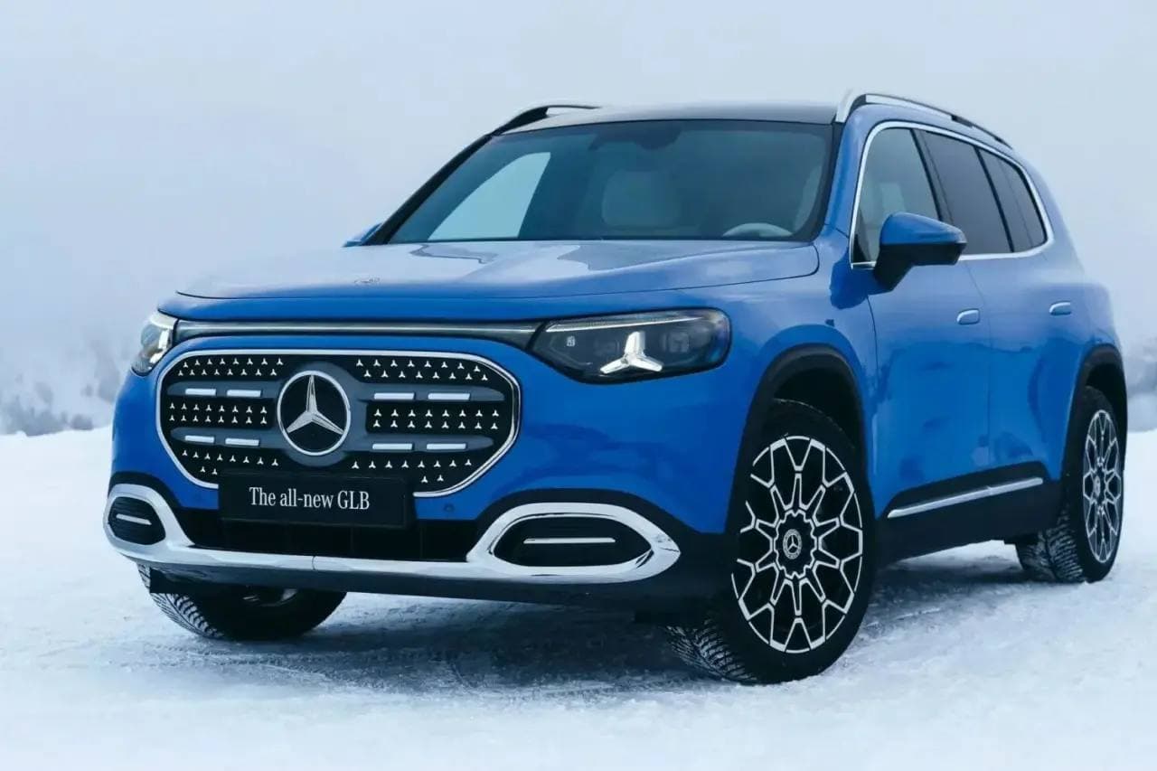 Друзья , Mercedes-Benz представил компактный кроссовер GLB нового (второго) поколения.