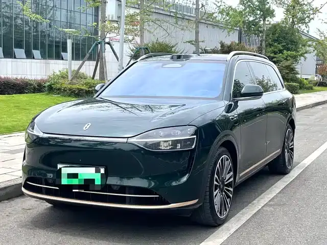 AITO M9